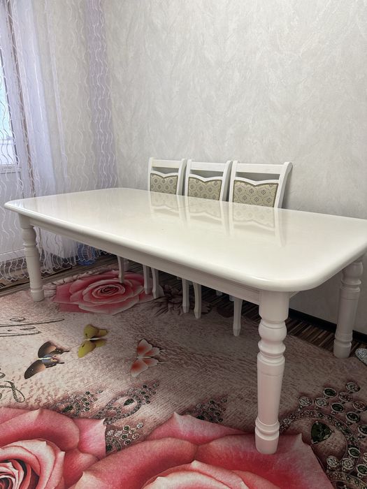 Натуральное дерево беллорусский стол!!!