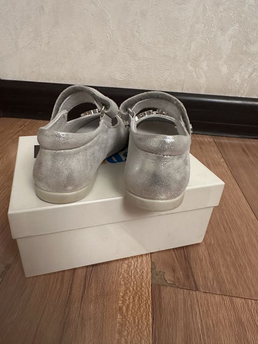 Туфли босоножки для девочки