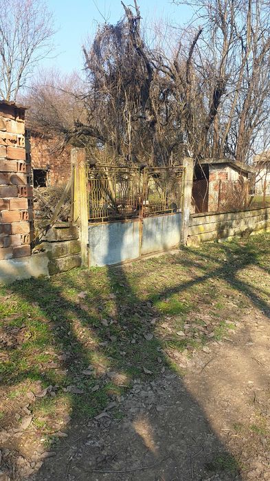 Къща на два етажа