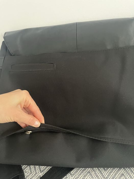 Чанта за лаптоп за през рамо