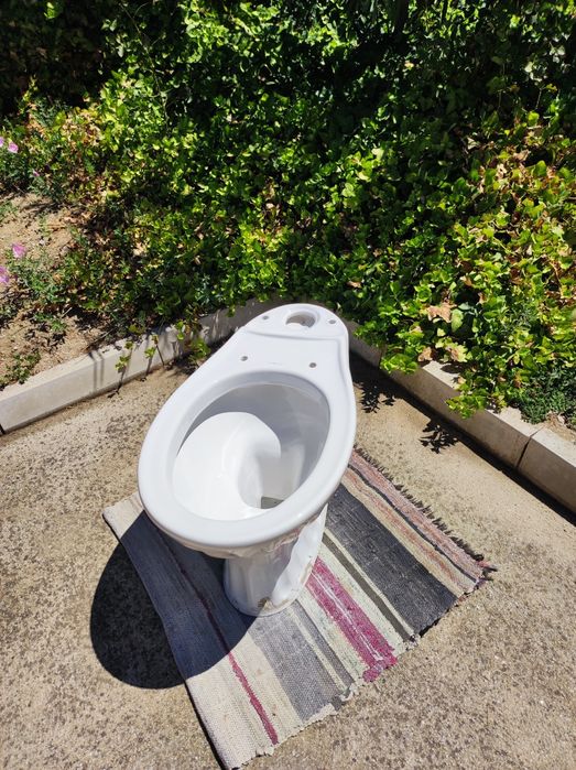 Тоалетна чиния Кохили /Витровит/