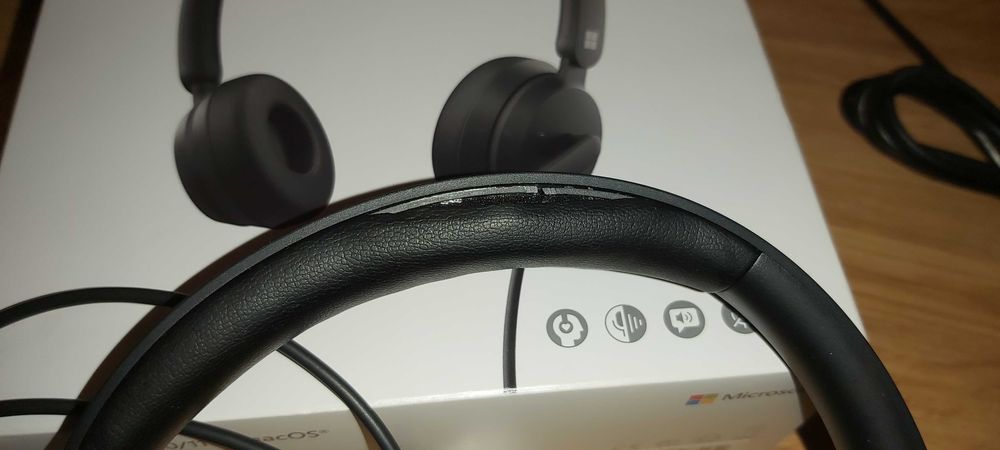 Vand casti Microsoft 16N-00006 model 2026 ca noi