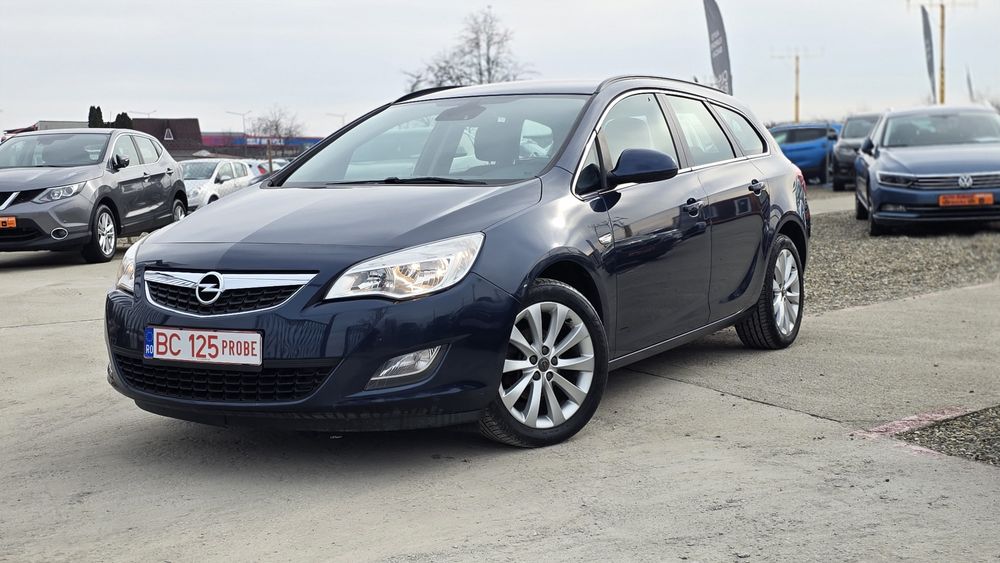 Opel Astra J 1.4 benzina E5 120 cp AN 2012