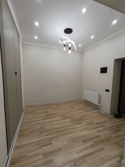 Продаётся 2х комн квартира на 2 этаже Ор-р Шарк Винзавод