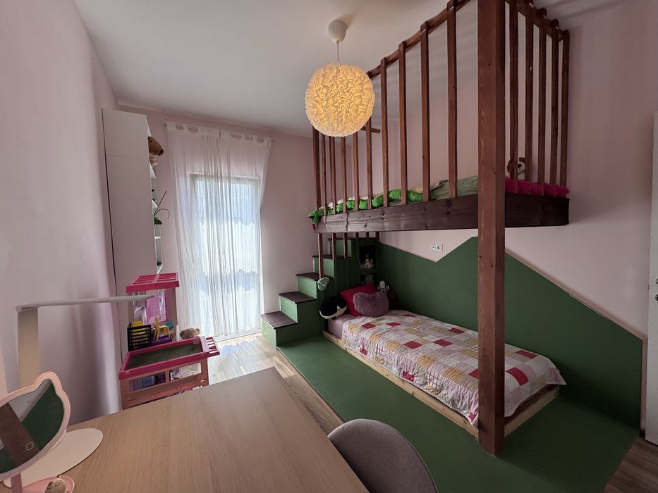 Casă spațioasă cu vedere spectaculoasă spre Munții Făgăraș | 3 dormitoare | Terasă 52 mp