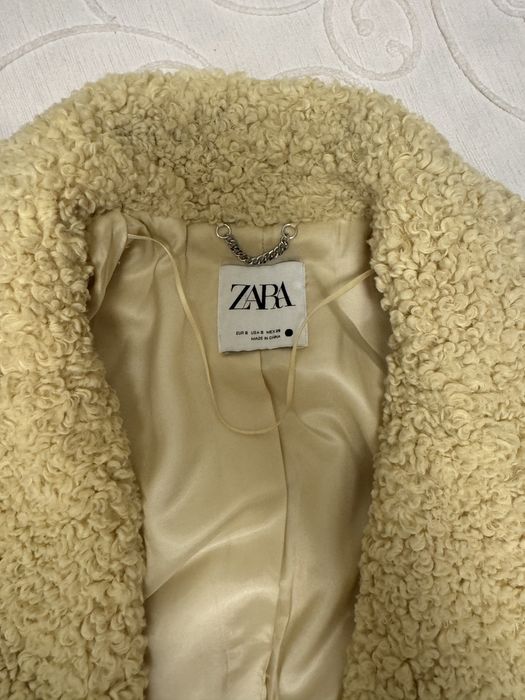 Шуба-тедди ZARA