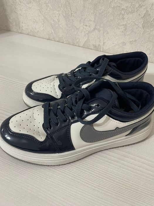 обувь спортиыный