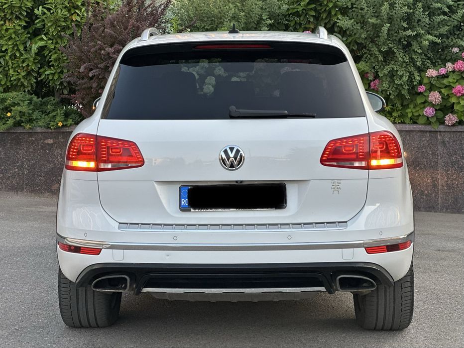 VOLKSWAGEN Touareg 2017 — imagine 5