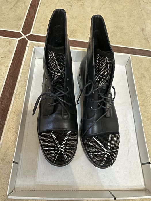 Продам ботинки кожаные