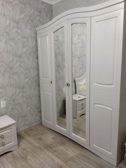 Сдаю 3 комнатную квартиру