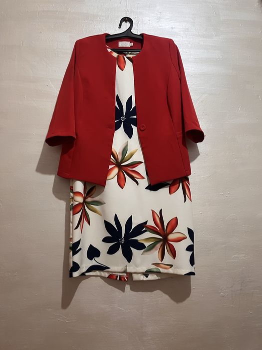 продам платье б/у