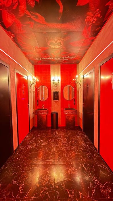 Продаётся Бизнес Действующего ресторан и затем сдаётся 1000м2 (N255)