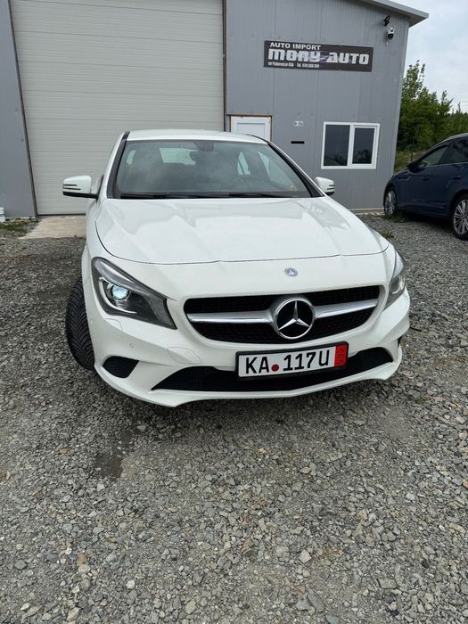 Mercedes-Benz CLA 180