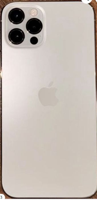 Продам айфон 12 про