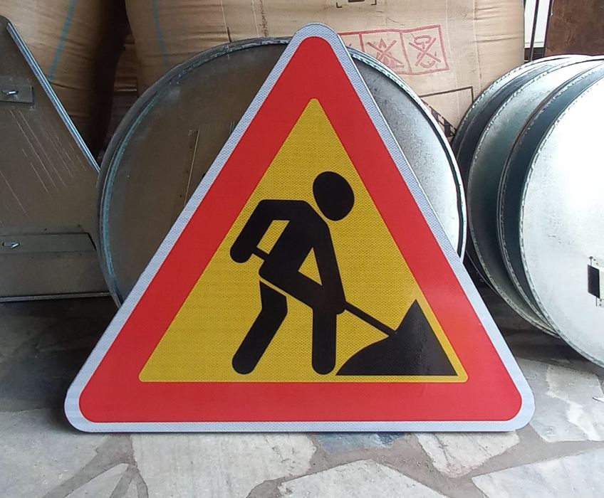 "ROAD SING INVEST" Yo'l belgilari ishlab chiqarish korxonasi.