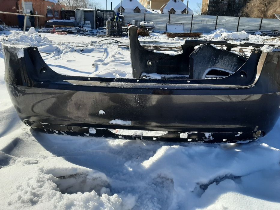 Бампера бмв, лада веста по 10 ке