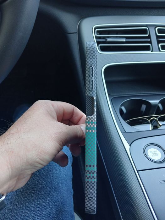 Продам стильный чехол