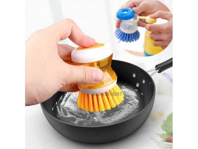 продавам Четка за измиване на чинии с дозатор за препарат