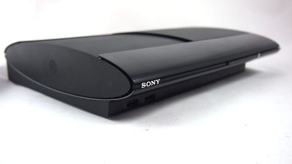 Ps3 super slim, xotira 500 gb, holati zo'r uyda ishlatilgan