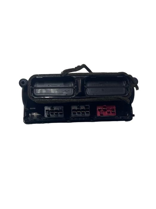 Grila De Ventilatie Bord Centrala Volkswagen Golf Iv 1J1 1997 - 2007 1J0819734
