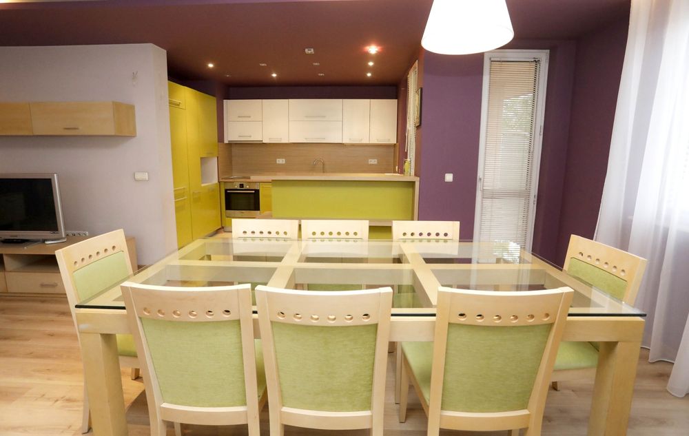 Дава се под наем Четиристаен апартамент в София, Кръстова вада - 150 кв.м за 1300 € - Снимка #2