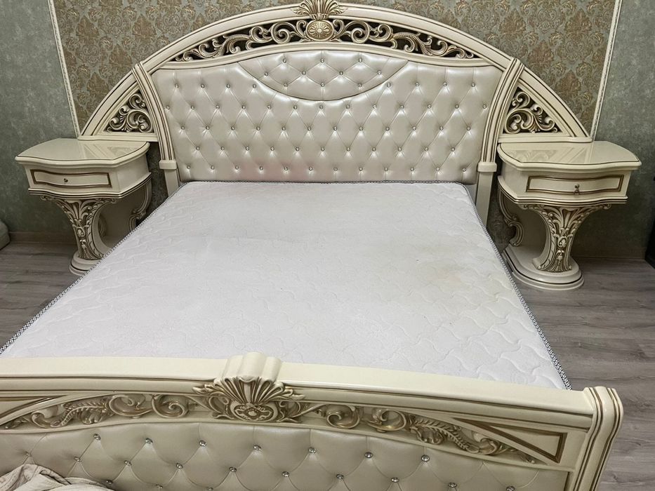 Мебель для спальной