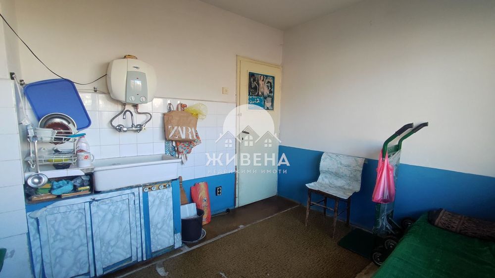 Продава се Тристаен апартамент в Варна, Левски - 80 кв.м за 889 €/кв.м - Снимка #6