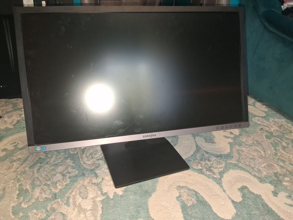 Vand Monitor Samsung 28", Gaming, 16:9, 3840 x 2160, 1ms, 27W, 2xHDMI, Negru
