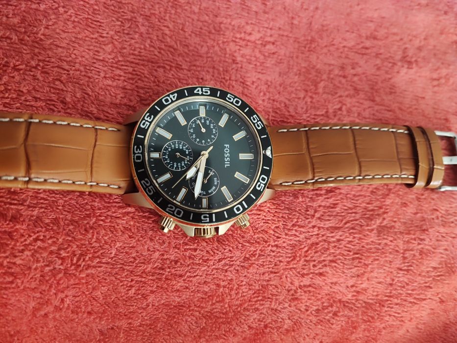 Ceas Fossil  functional