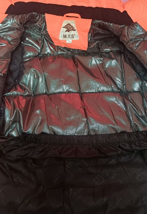 Зимний костюм размері 146