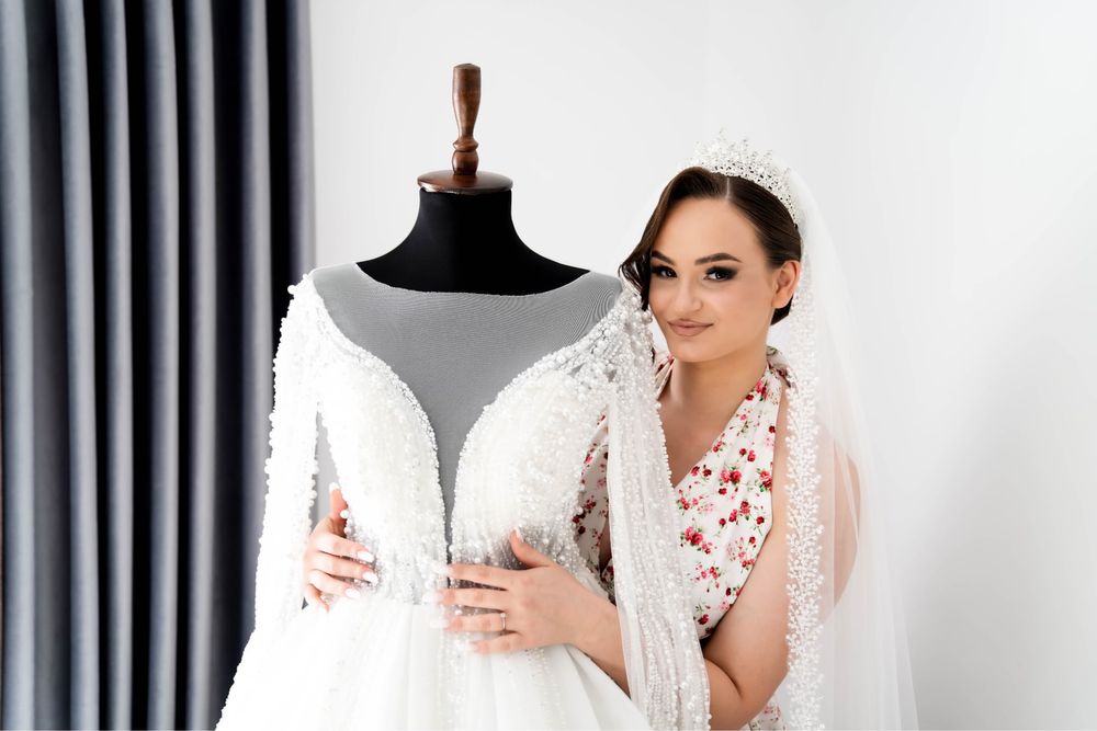Vand rochie de mireasa