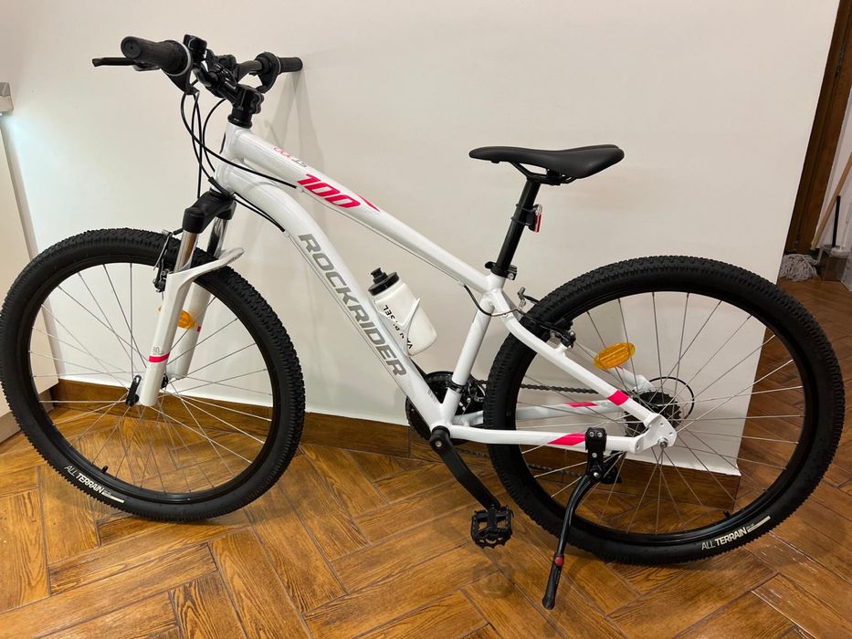 Bicicleta damă albă nouă Btwin Rockrider  ST100 27.5 “