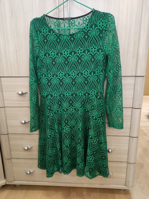 Кружевное платье