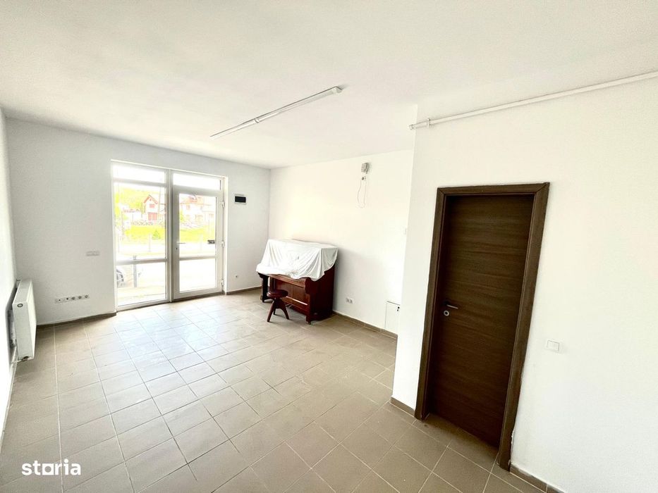 Spațiu comercial parter cu vitrină, central Ocna Sibiului