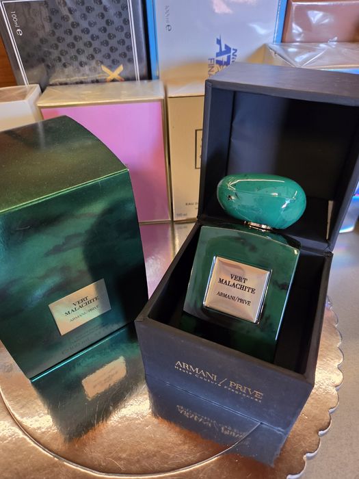 ARMANI prive vert... с лек дефект