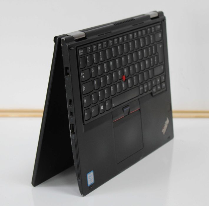 Лаптоп Lenovo ThinkPad Yoga 370 Touchscreen I5/8GB/128 SSD