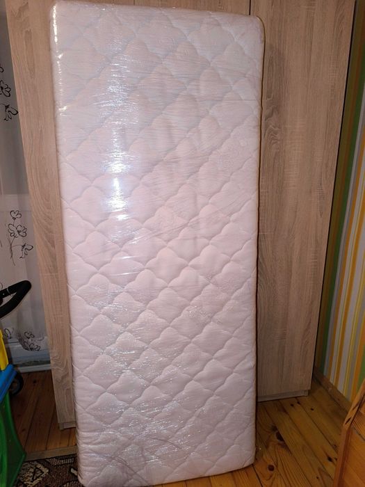 Матрак за детско легло