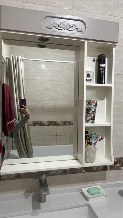 Тумба с Раковиной и зеркалом