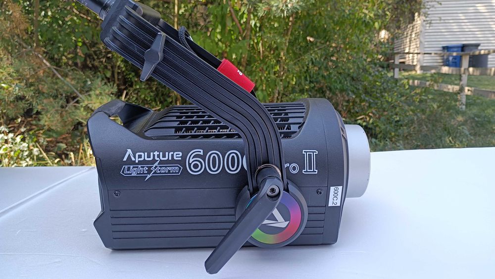 Aputure 600c Pro II - В ГАРАНЦИЯ