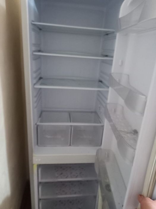 Холодильник бу в хорошем состояний