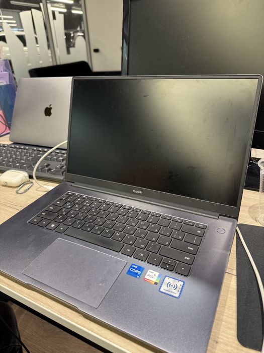 Huawei matebook D15