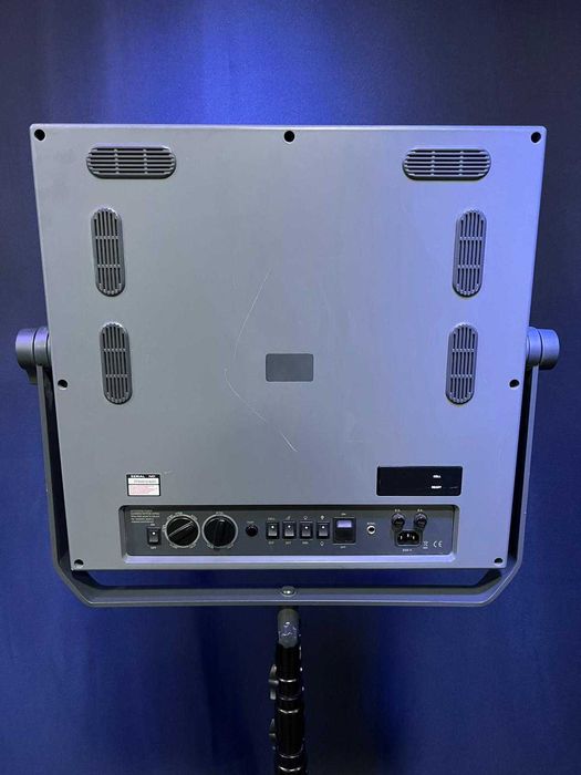 Vând 2 Lampi Electra Digit Flash 500