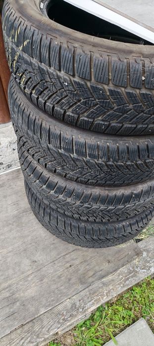 4 бр Гуми Fulda 215/60 R17 Зимни