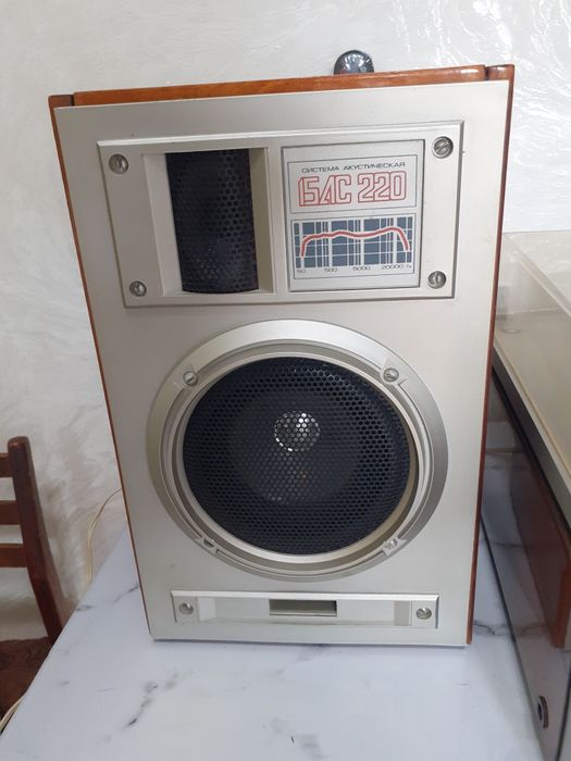 Продам Проигрыватель ретро