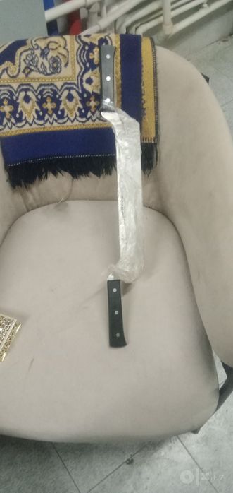 Испанский нож для сыра.
