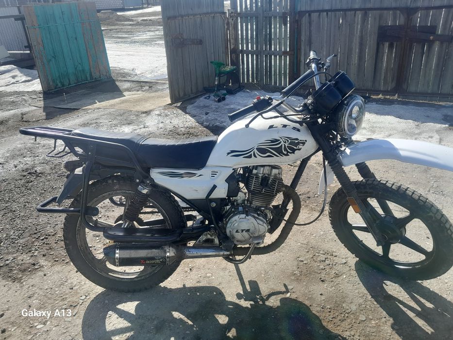 200куб мотоцикл Lts