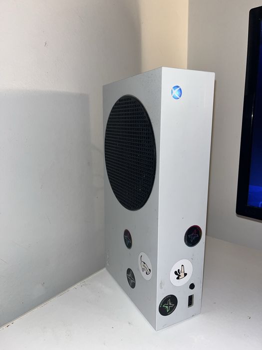Xbox Series S 512GB + Controller – Stare Bună