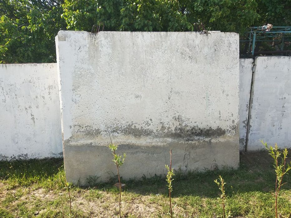 Beton plitalar sotiladi