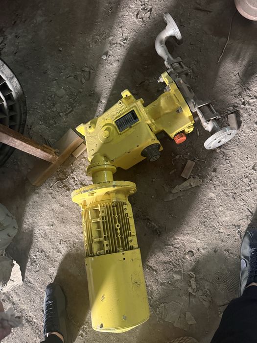 Насоcы . Бензин, вода, молоко, хим раствор.