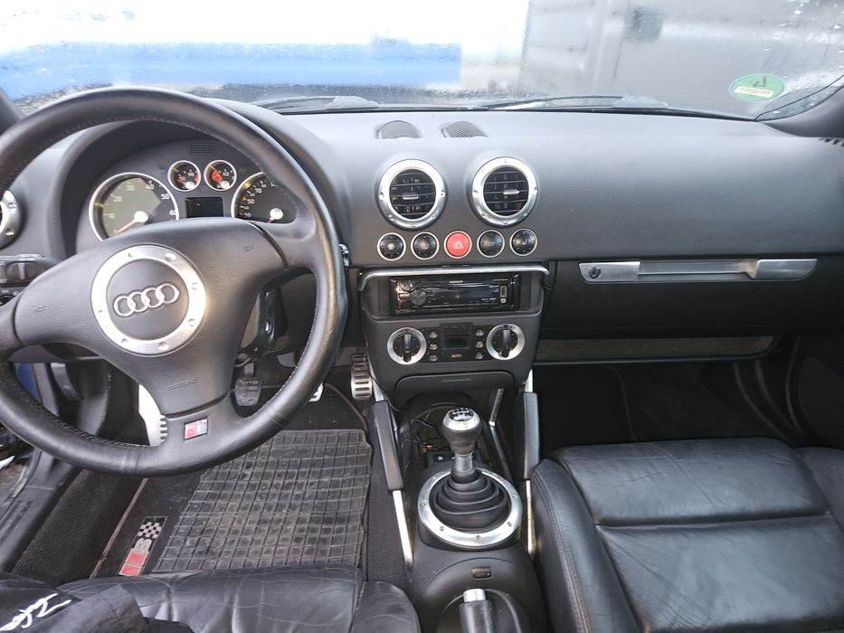 Dezmembrez Audi TT 1.8 turbo benzina 180 cai perfect functional